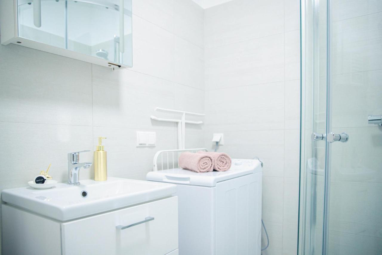 Room 4 Art Apartments Nr.3 In Vienna Center Ngoại thất bức ảnh